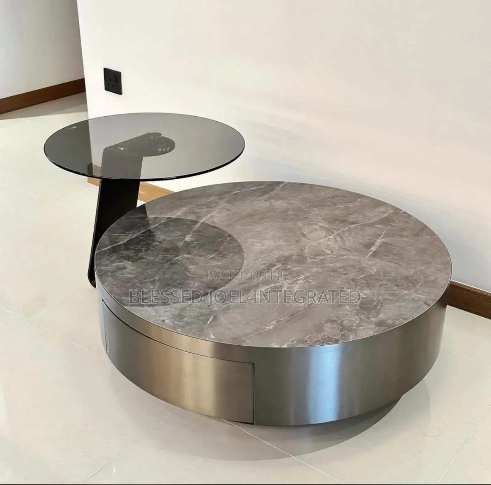 Foreign Portable Centre Table