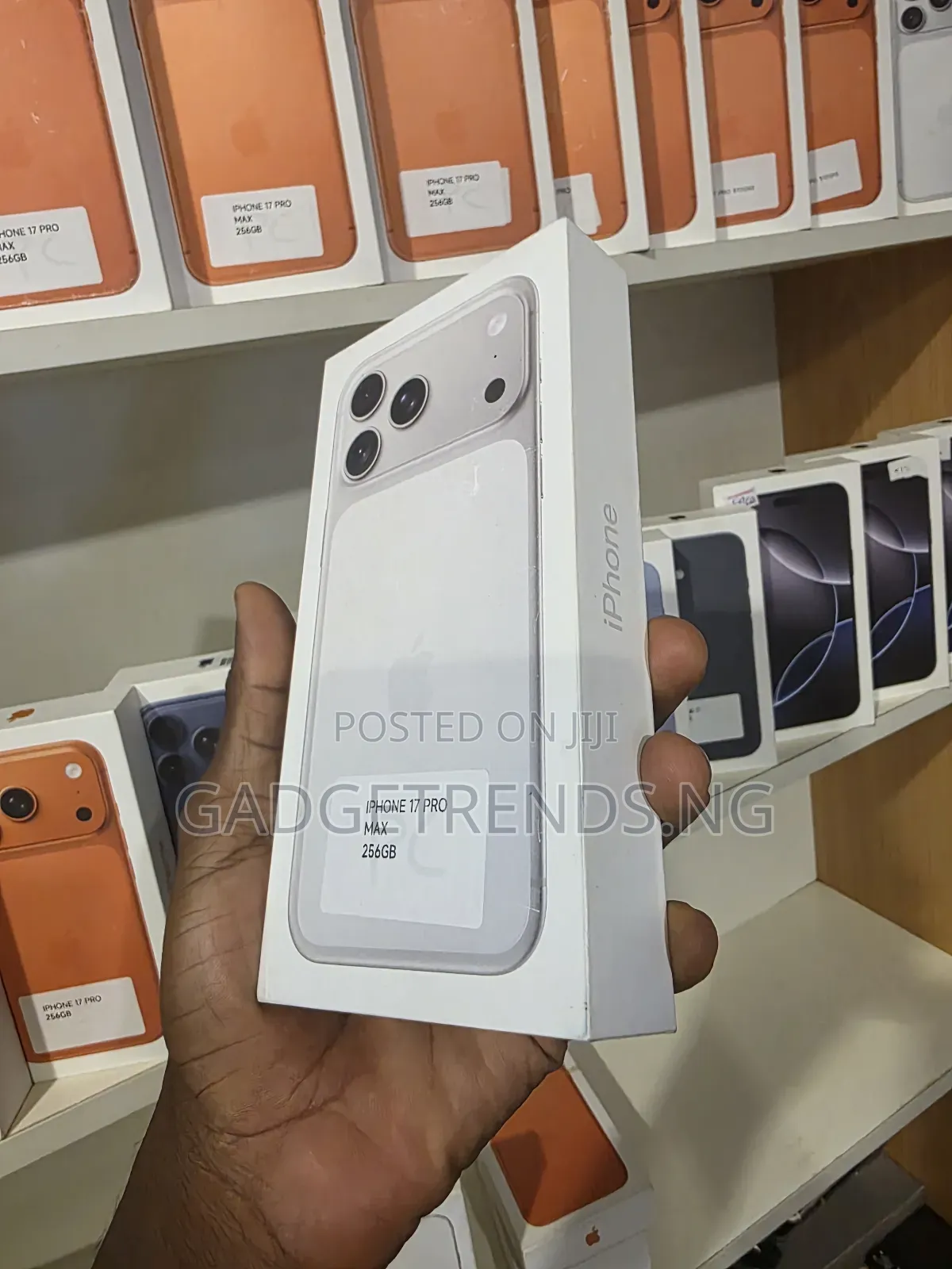 New Apple iPhone 17 Pro Max 256 GB Silver