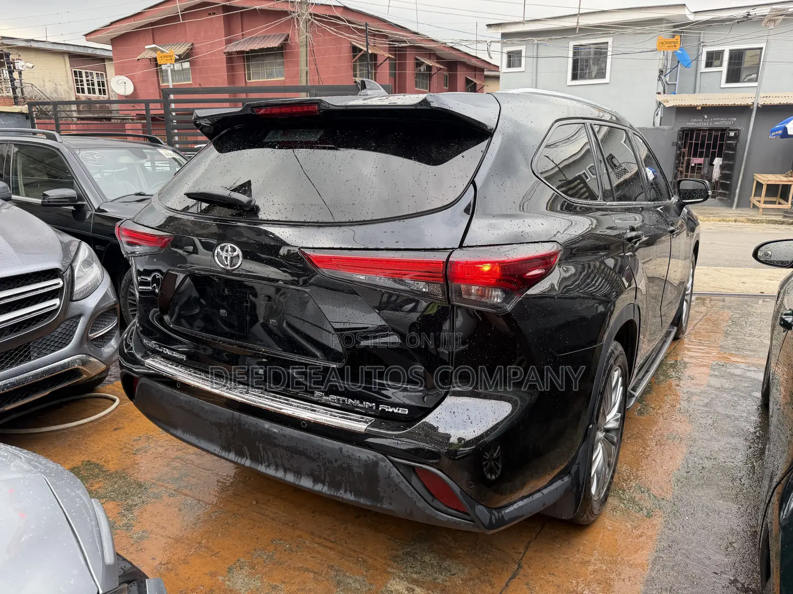 Toyota Highlander Platinum AWD 2023 Black
