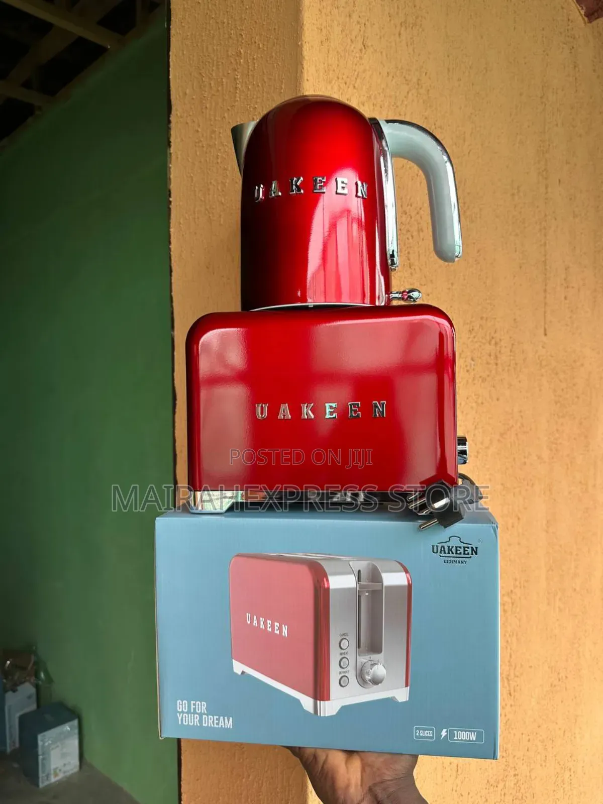 Electric Pop Up Toaster With Kettle