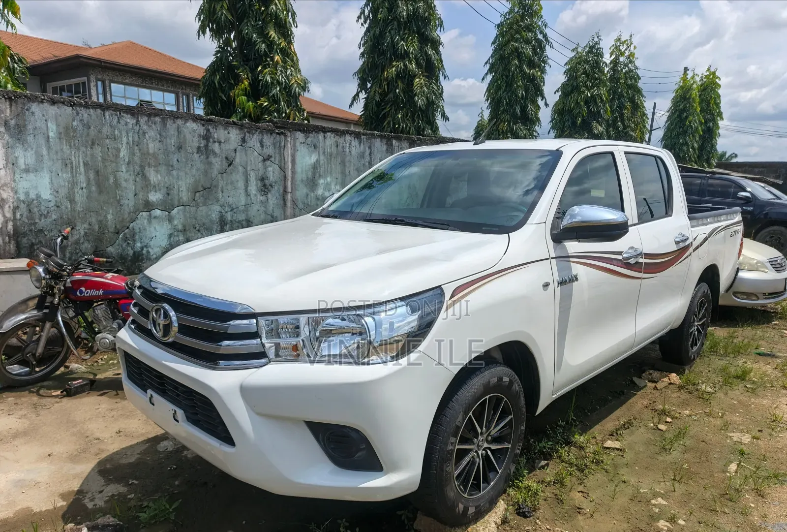 Toyota Hilux SR5 4x4 2017 White