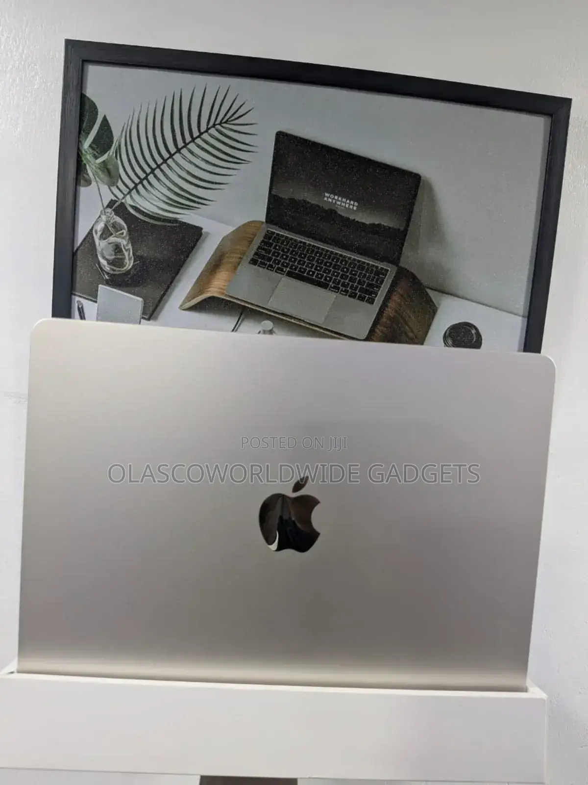 New Laptop Apple MacBook Air 2023 M2 16GB Apple M2 SSD 256GB