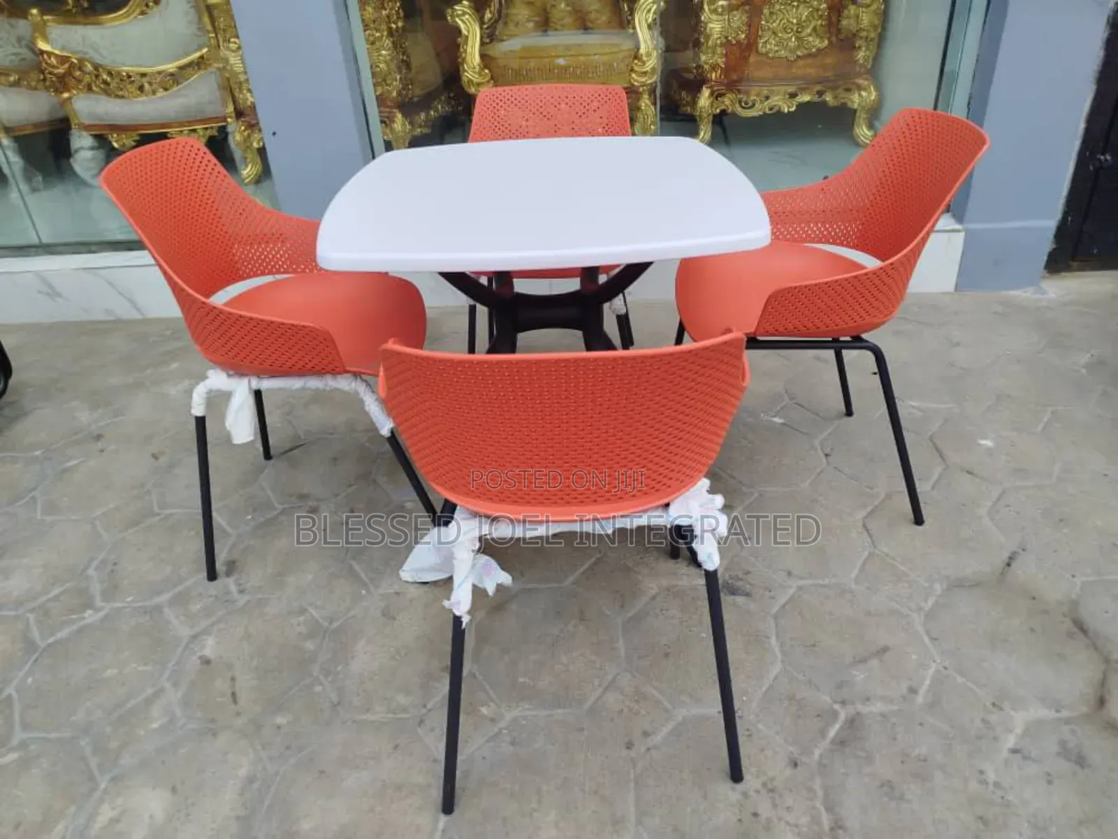 White Dining Table With Chairs
