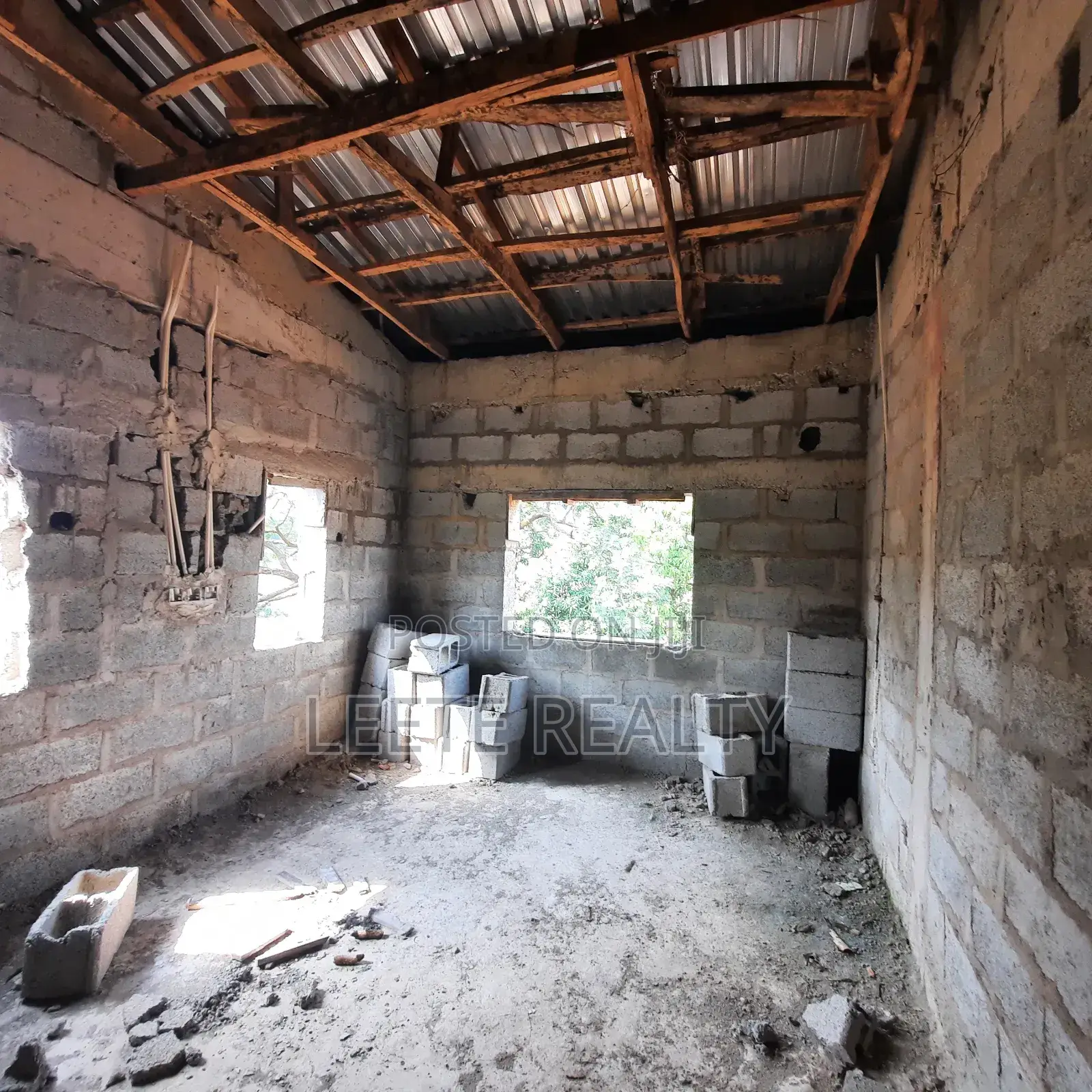 4bdrm Duplex in Mabushi for sale