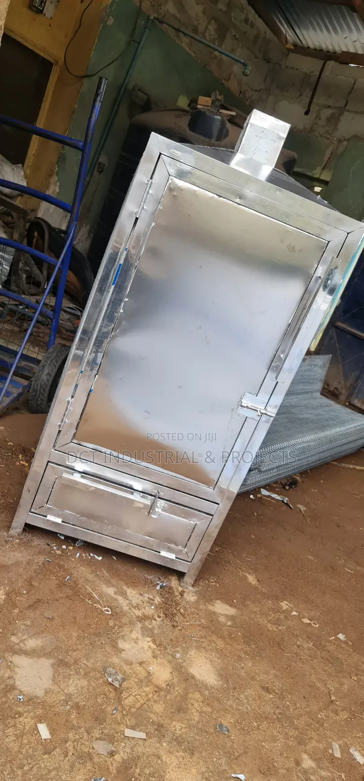 Fish Oven / Smoking Kiln / 200pcs Capacity