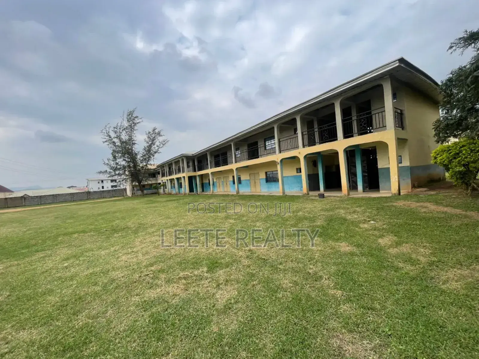 15bdrm House in Kubwa for sale
