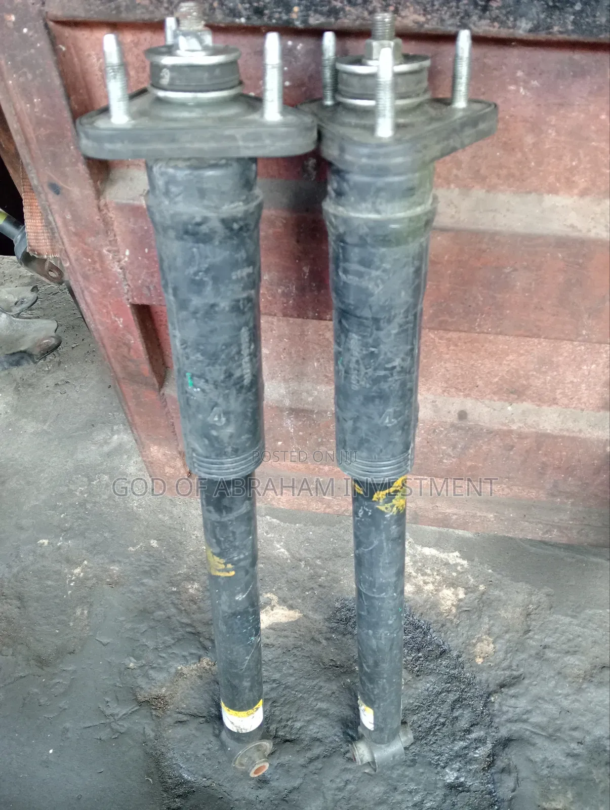 Toyota Lexus Is 350 Back Shock Absorber 2010 Model