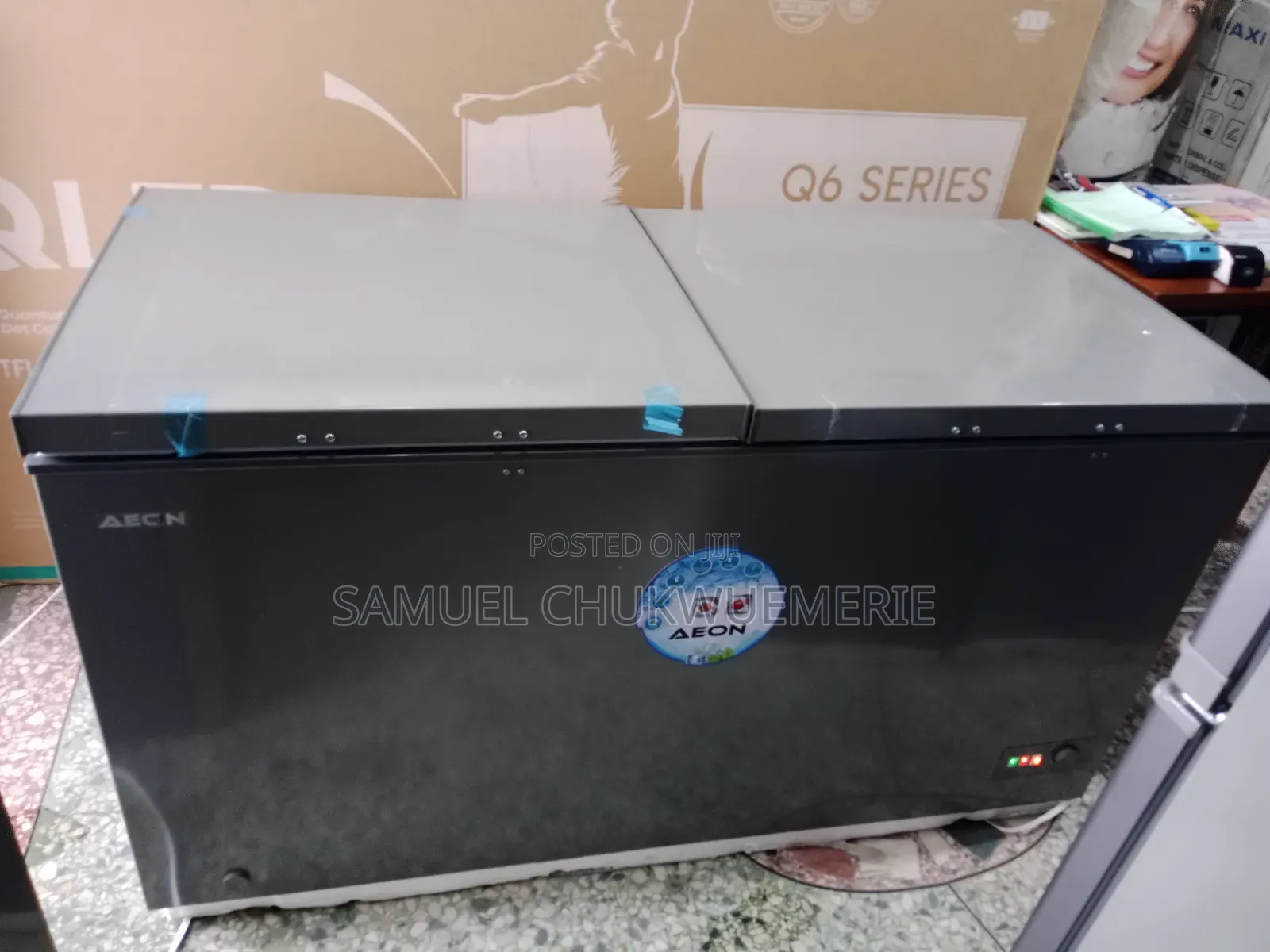 Aeon Chest Freezer Double Door Low Voltage