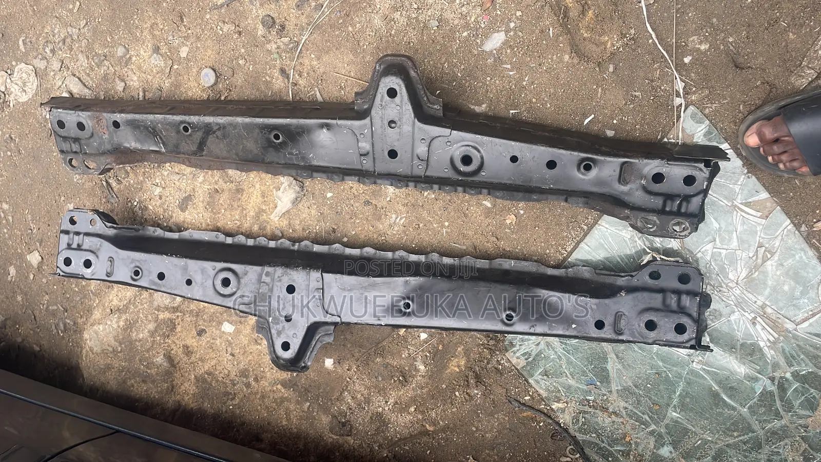 Front Caterpeller Rav4 2010