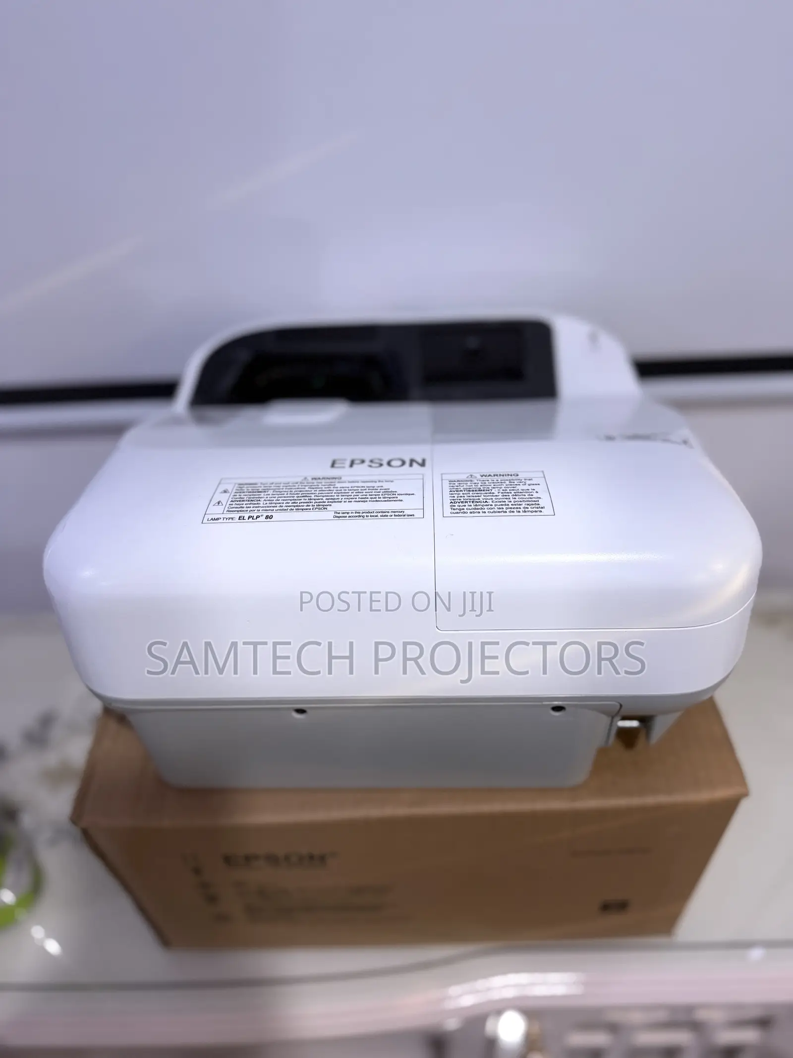 Brand New Ultra Short Throw Projector, Lagos,Abuja,Ph, Ibadan, Jo’S