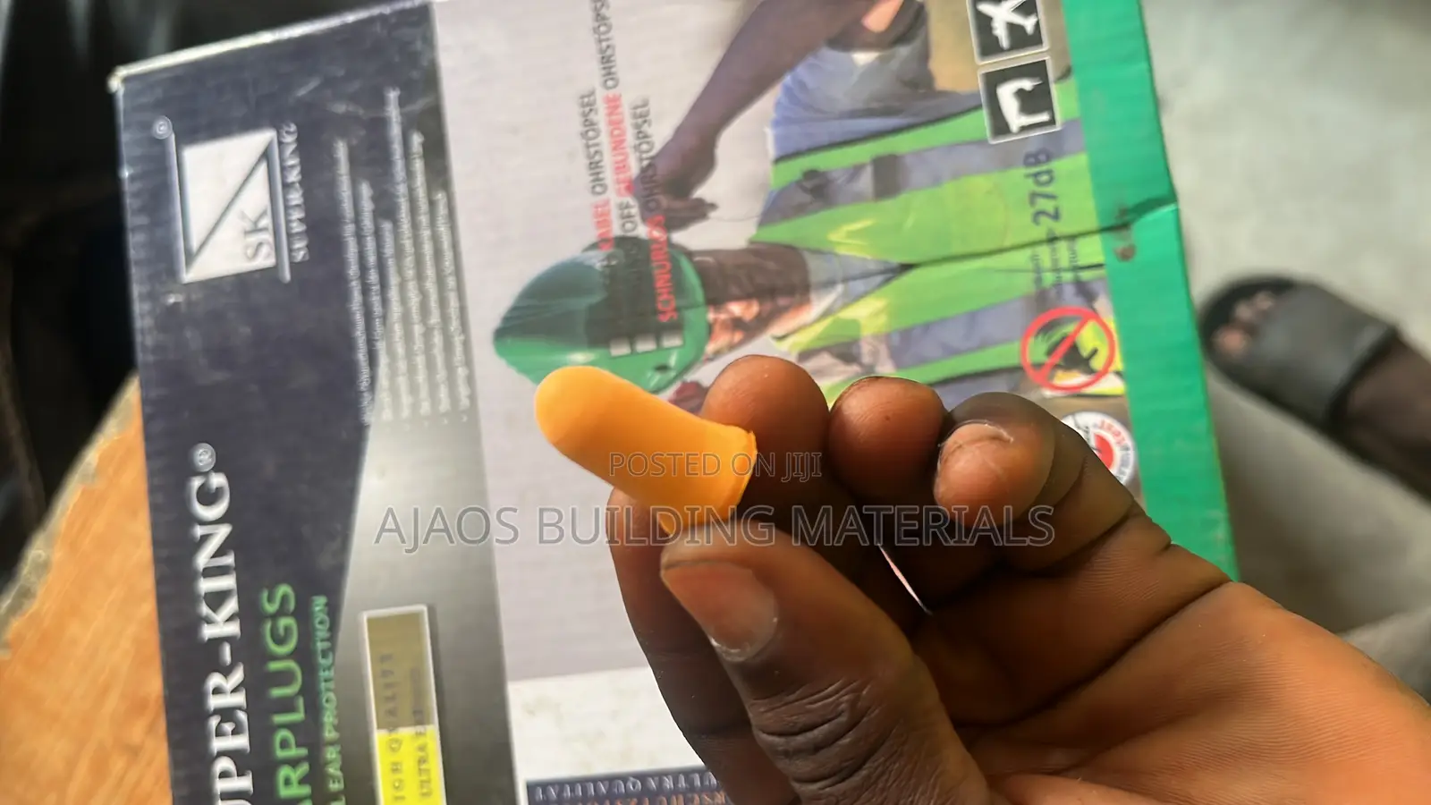 100 Pieces Super King Earplugs
