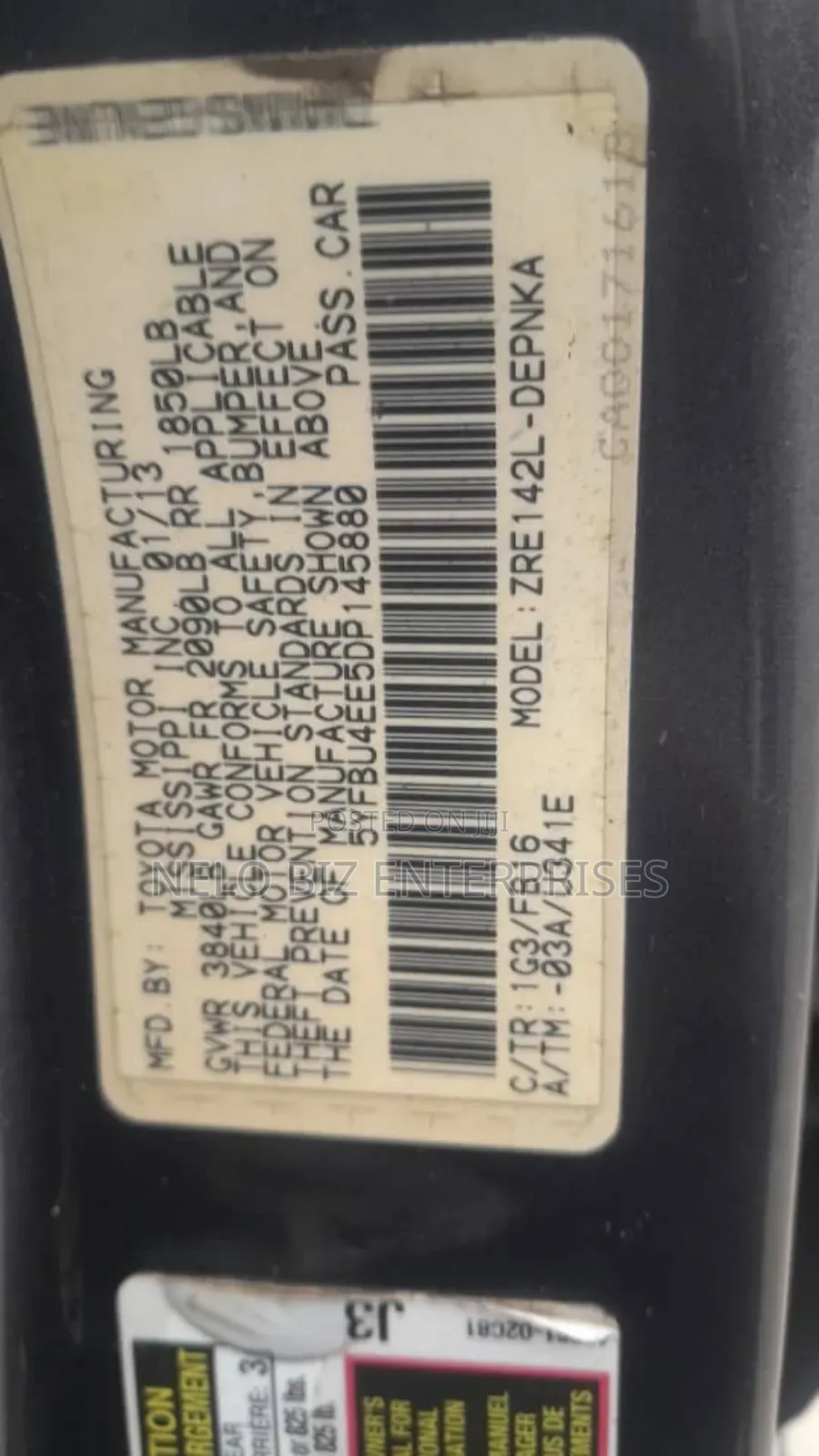 Toyota Corolla LE 4dr Sedan (1.8L 4cyl 4A) 2013 Gray