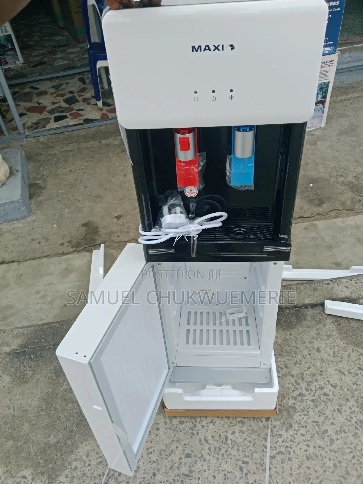 Maxi Water Dispenser With Fridge