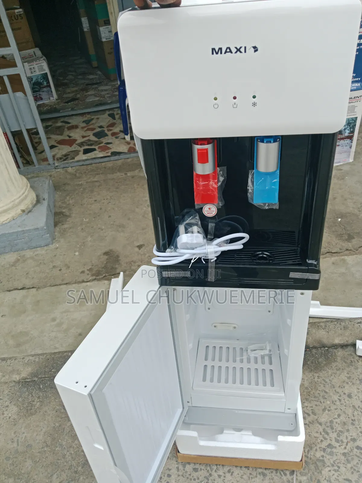 Maxi Water Dispenser With Fridge