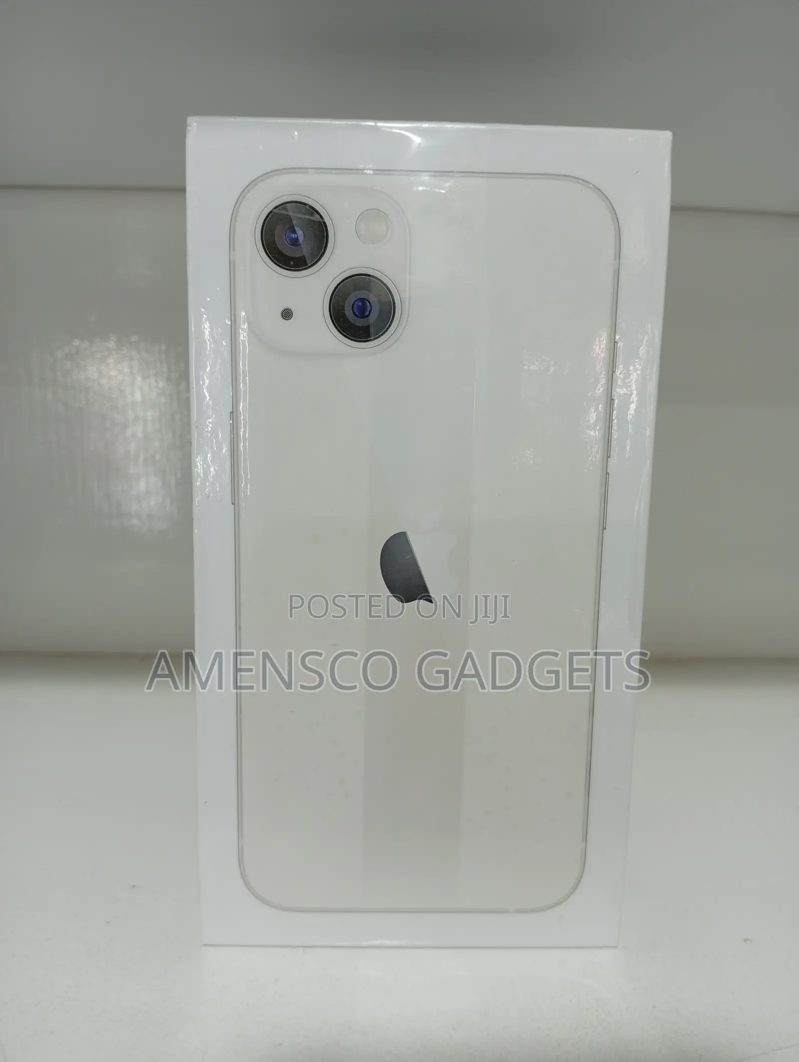 New Apple iPhone 13 128 GB White