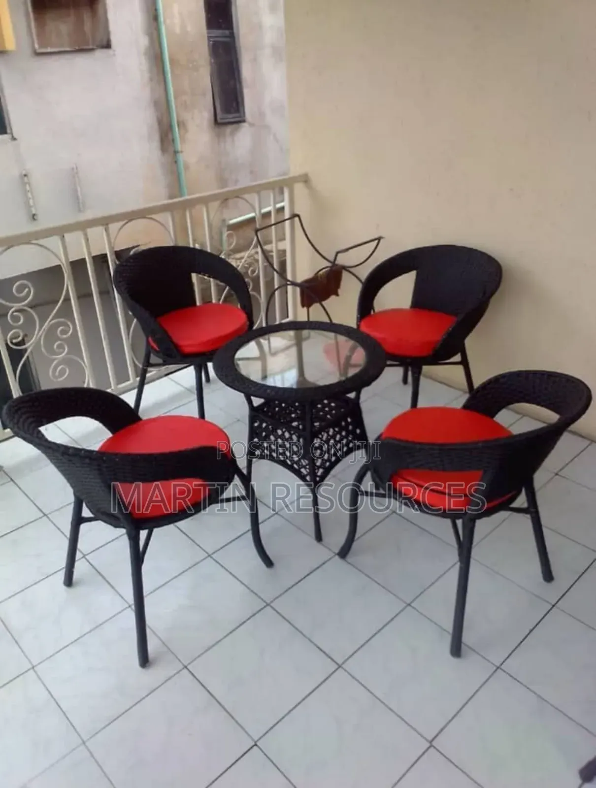 Outdoor/Restaurant Table and Chairs.