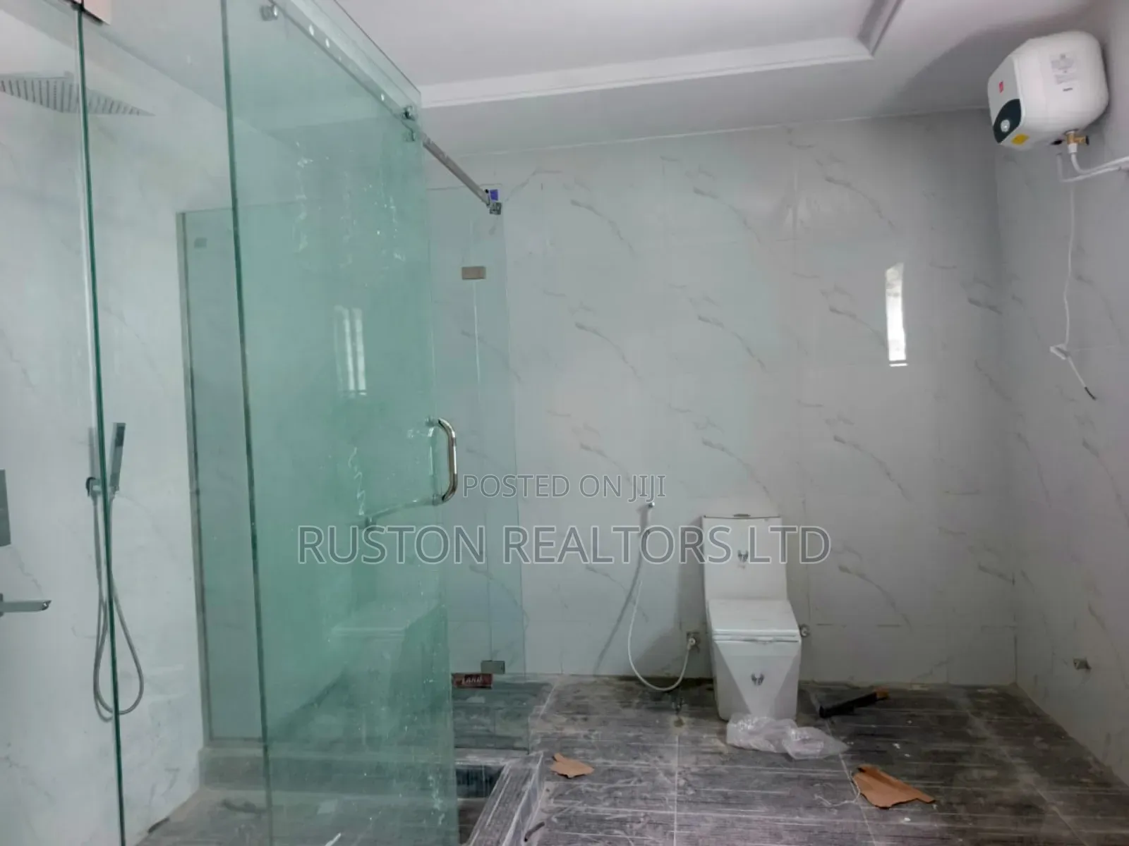 4bdrm Duplex in Samonda for sale