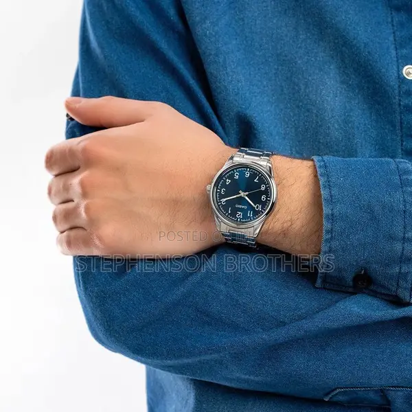 Casio MTP-V005d-2b4udf Men’S Blue Triple-Fold Bracelet Small Watch