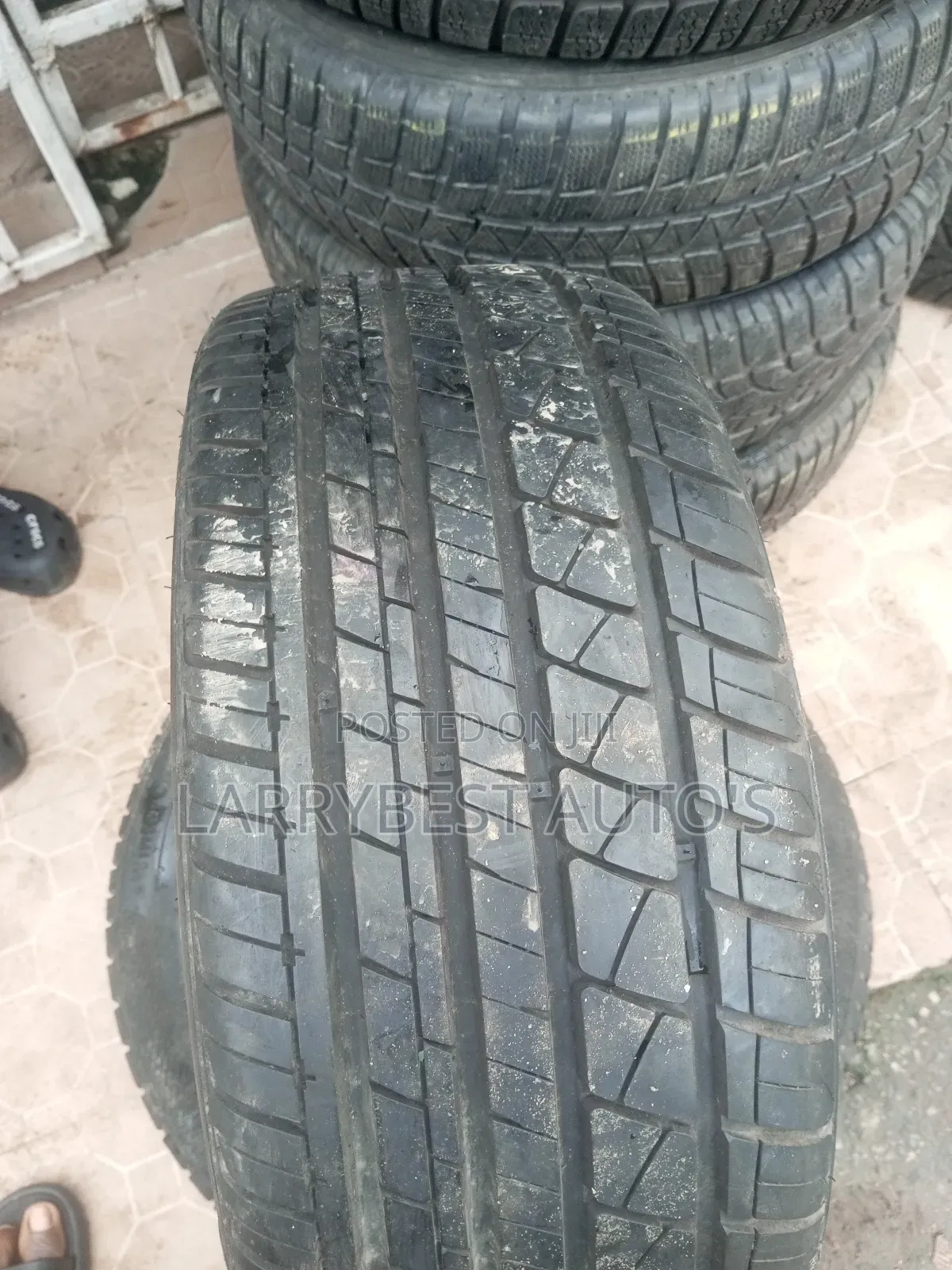 205/50r17 Tokunbo Tyre