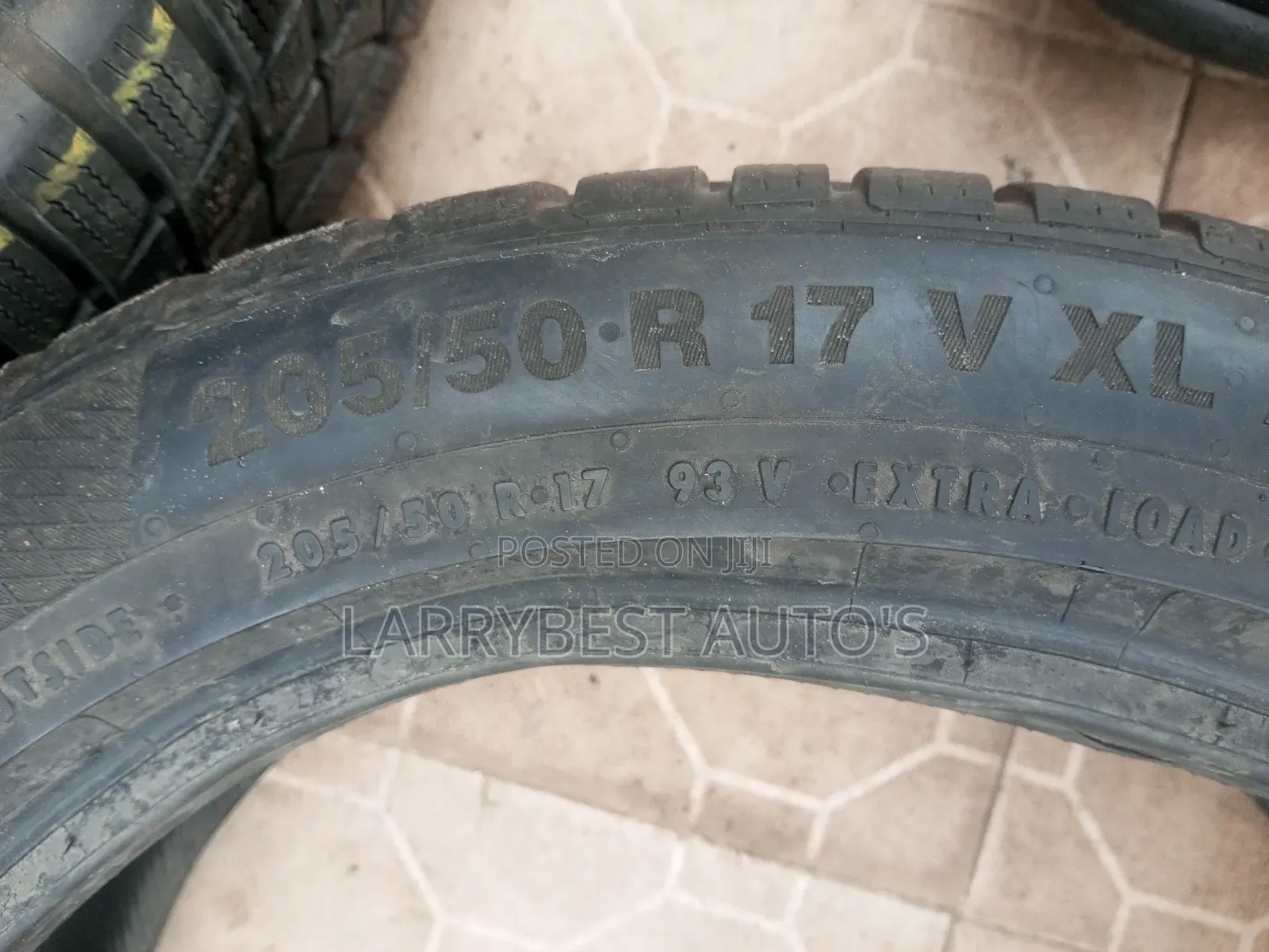 205/50r17 Tokunbo Tyre