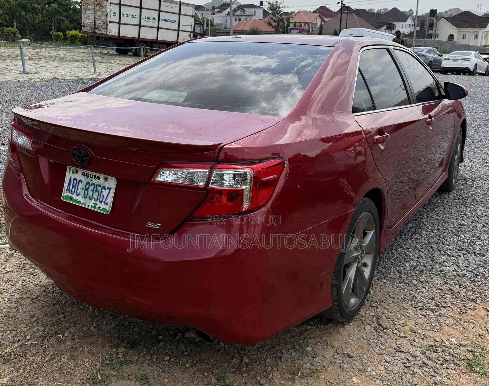 Toyota Camry SE 4dr Sedan (2.5L 4cyl 6A) 2012 Red