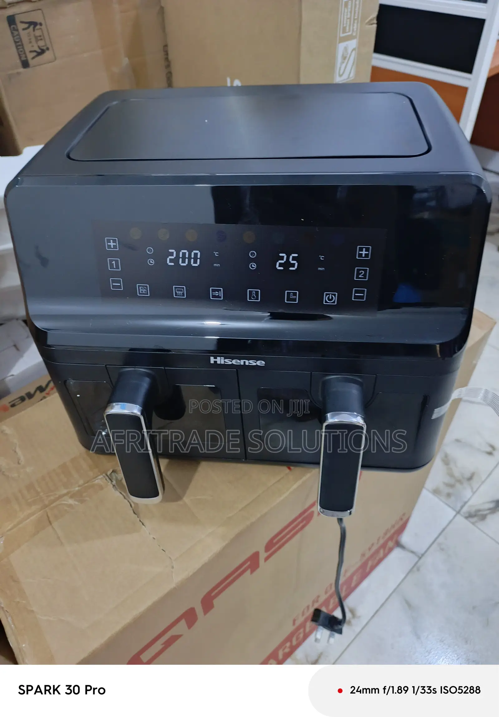 Hisense 8 Litre Air Fryer – Crispy Food, Less Fat