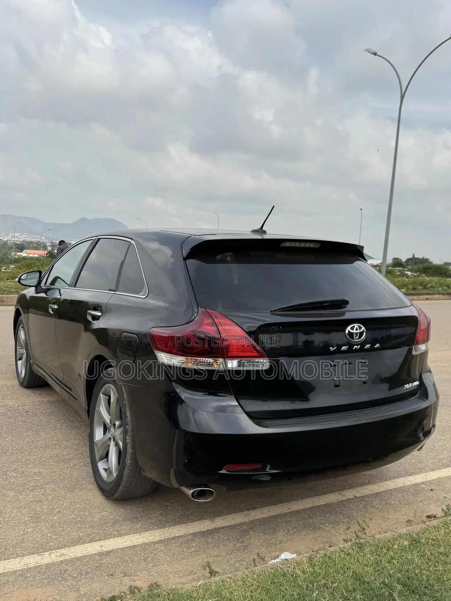 Toyota Venza XLE 4dr Wagon AWD (3.5L 6cyl 6A) 2014 Black