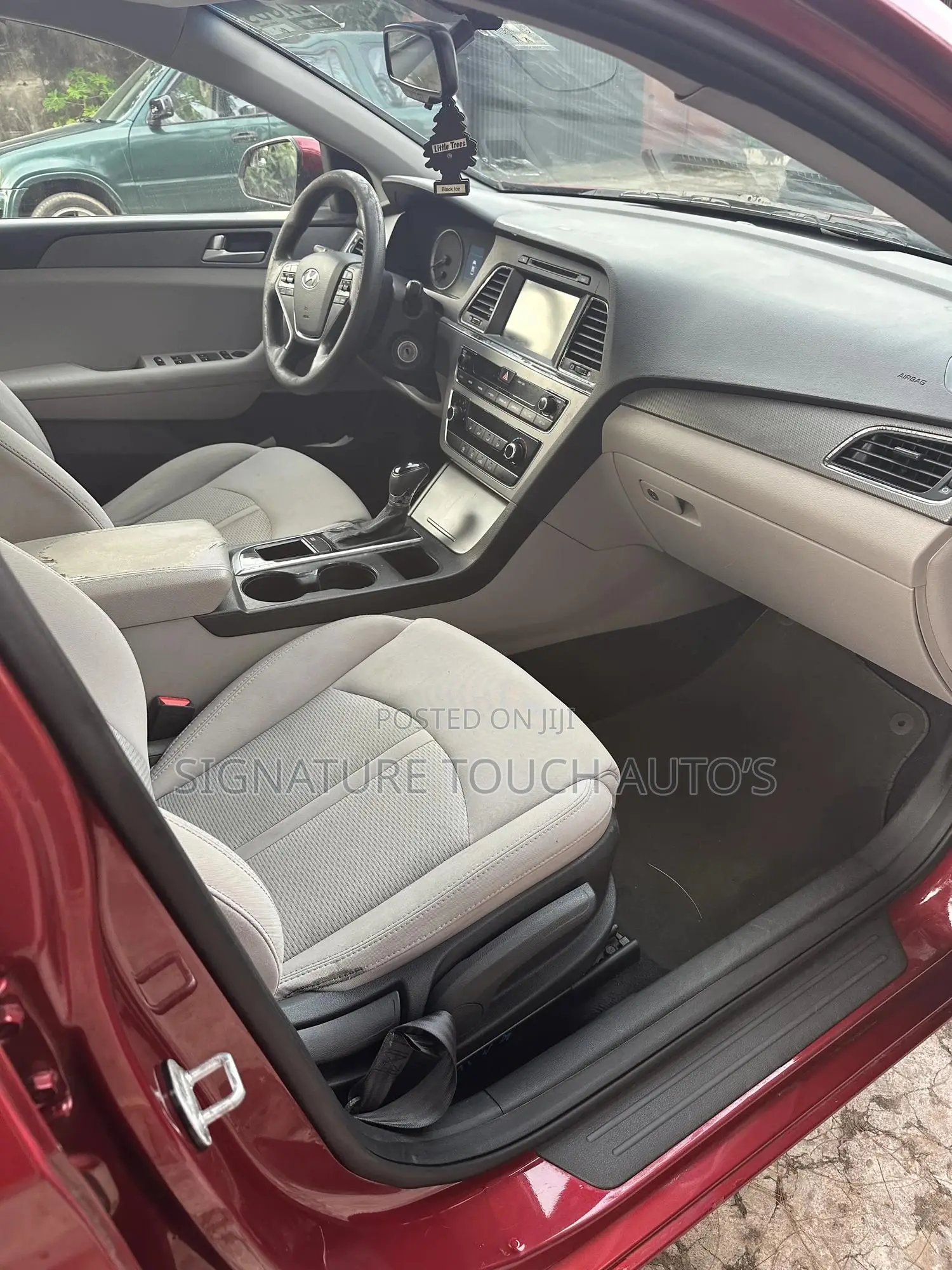 Hyundai Sonata SE 4dr Sedan (2.4L 4cyl 6A) 2015 Red