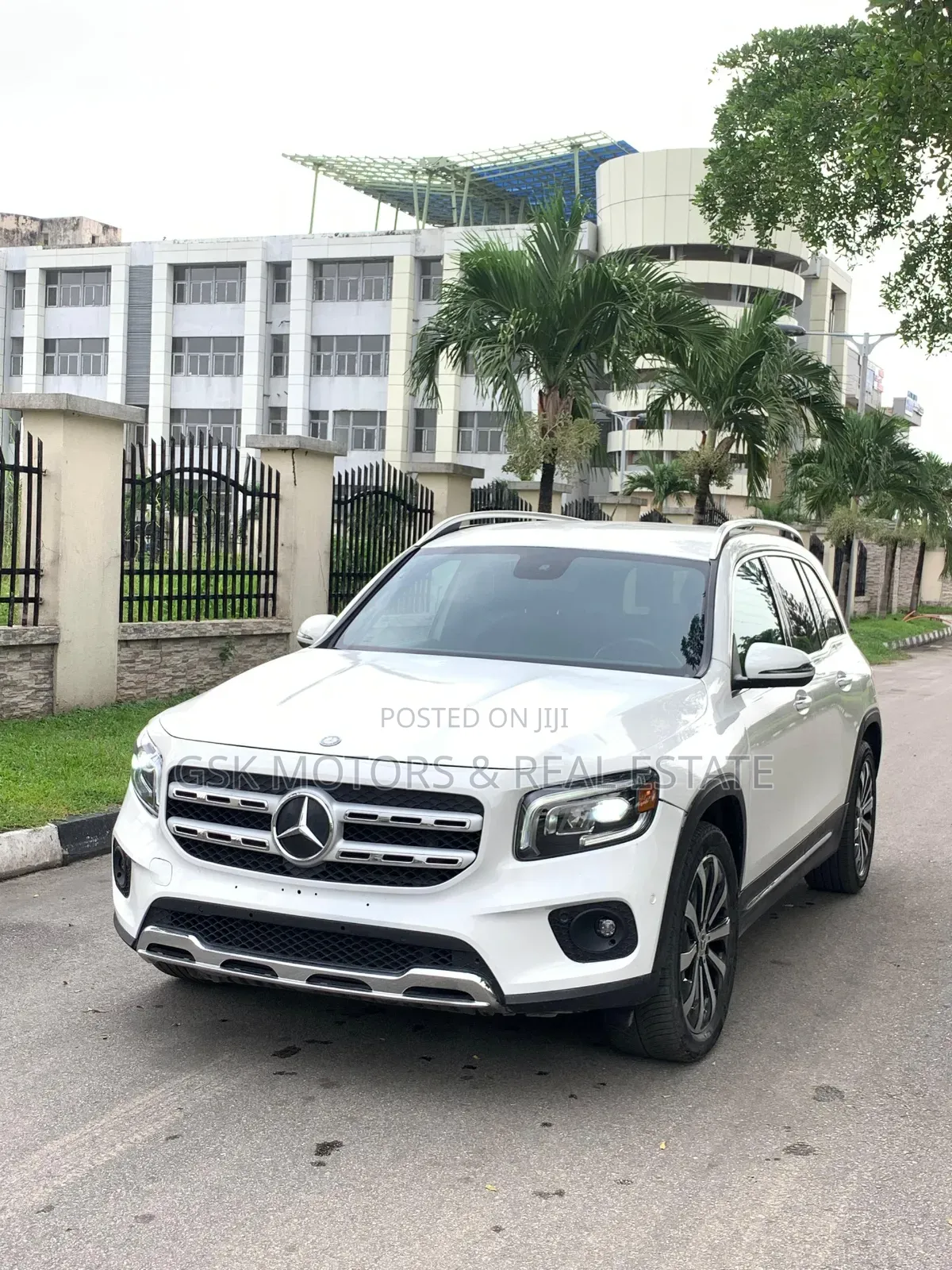 Mercedes-Benz GLB-Class GLB 250 4MATIC 2021 White