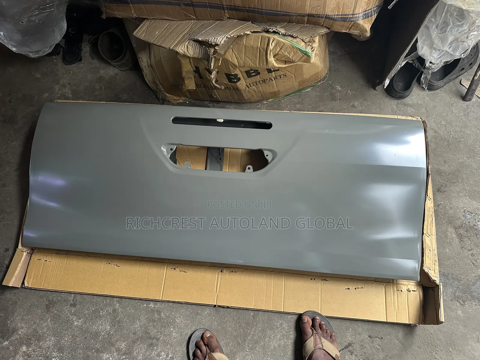 Toyota Hilux 2024/2025 Boot Tail Board