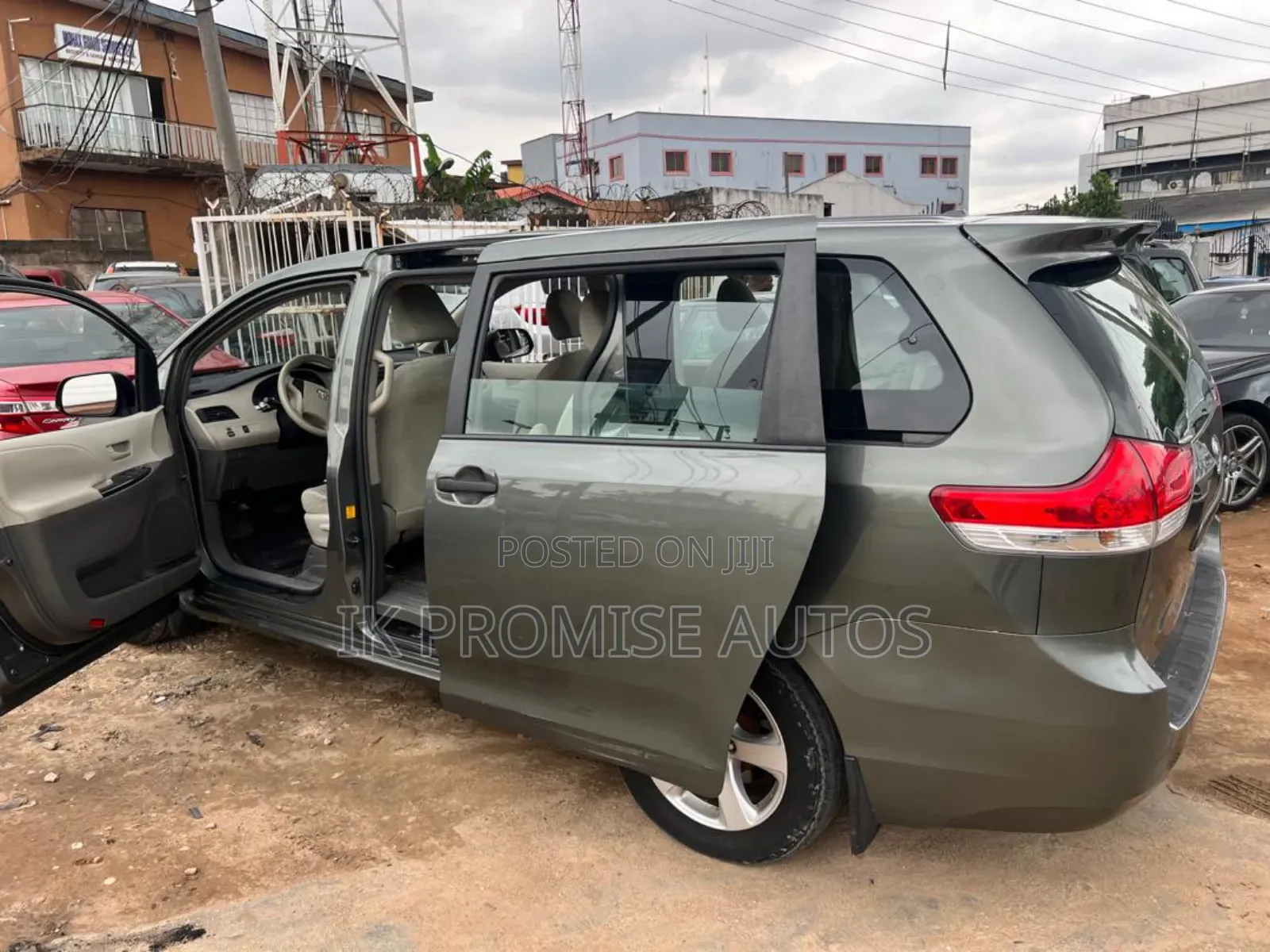 Toyota Sienna 2011 Gray