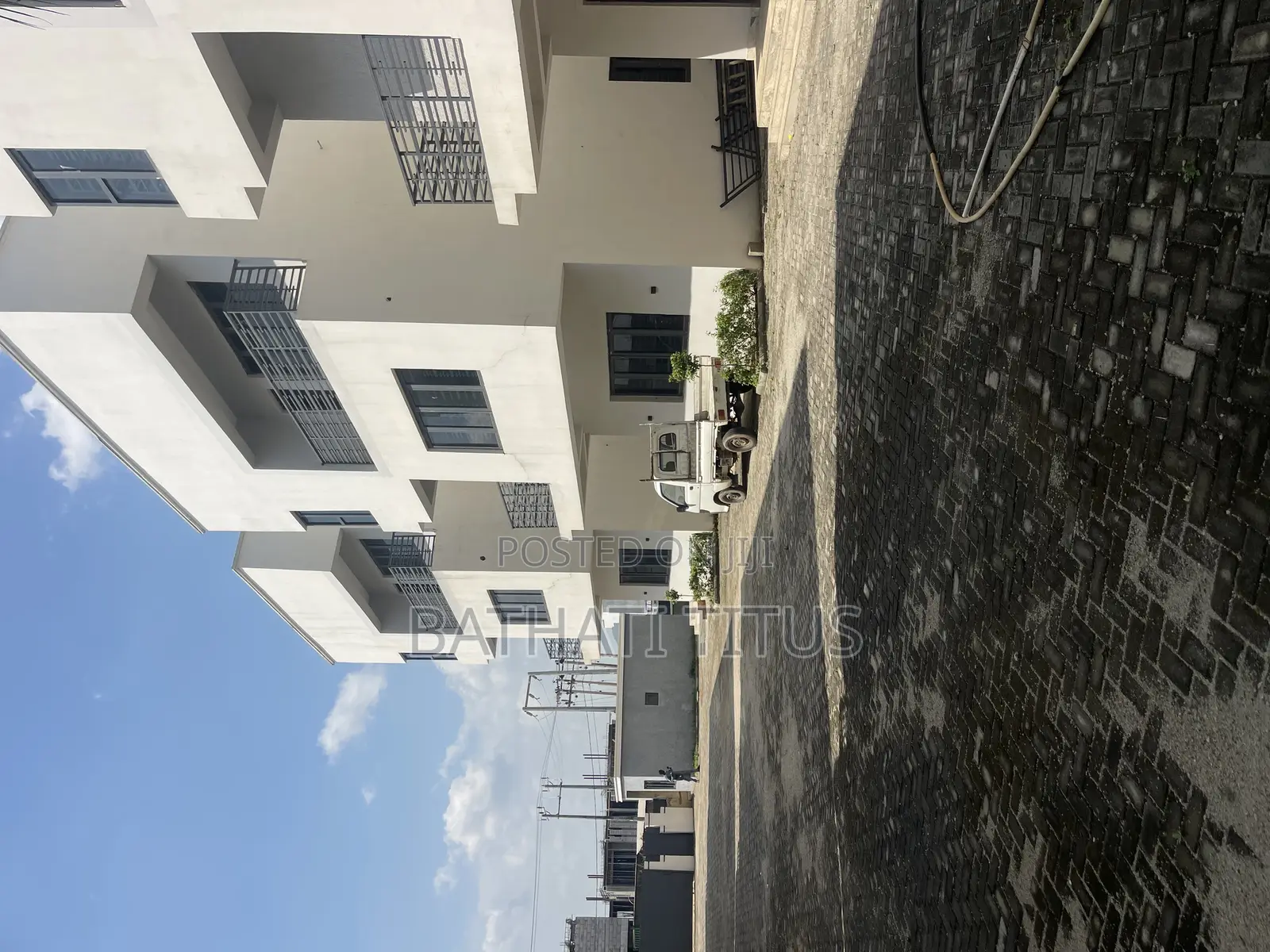 5bdrm Duplex in Life Camp for sale