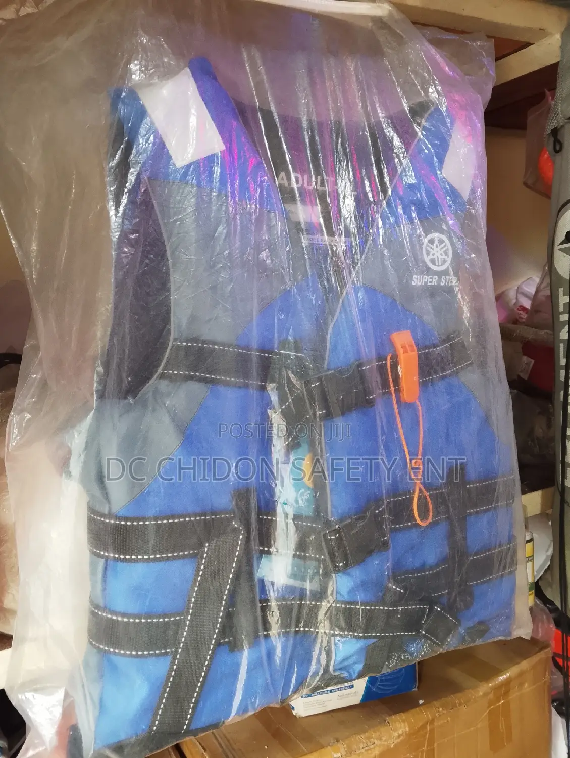Life Jackets With Whistle