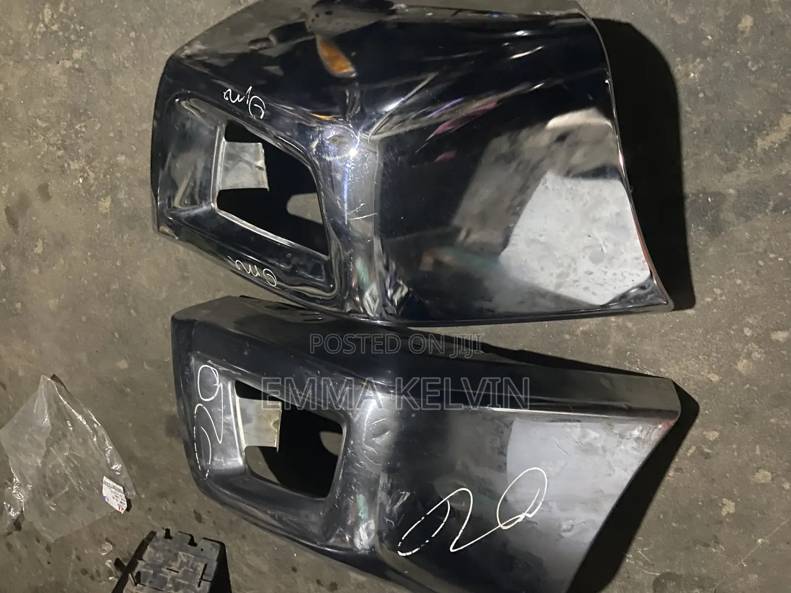 Set Front Bumper Ens for Toyota Hilux 2015 Model