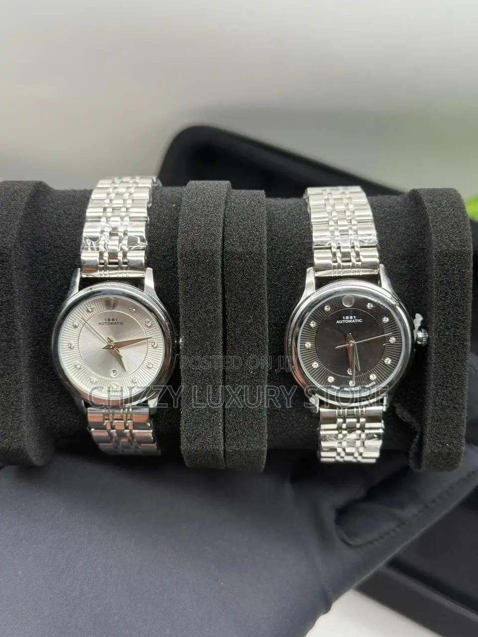 Movado Quality Ladies Chain Strap Wristwatch