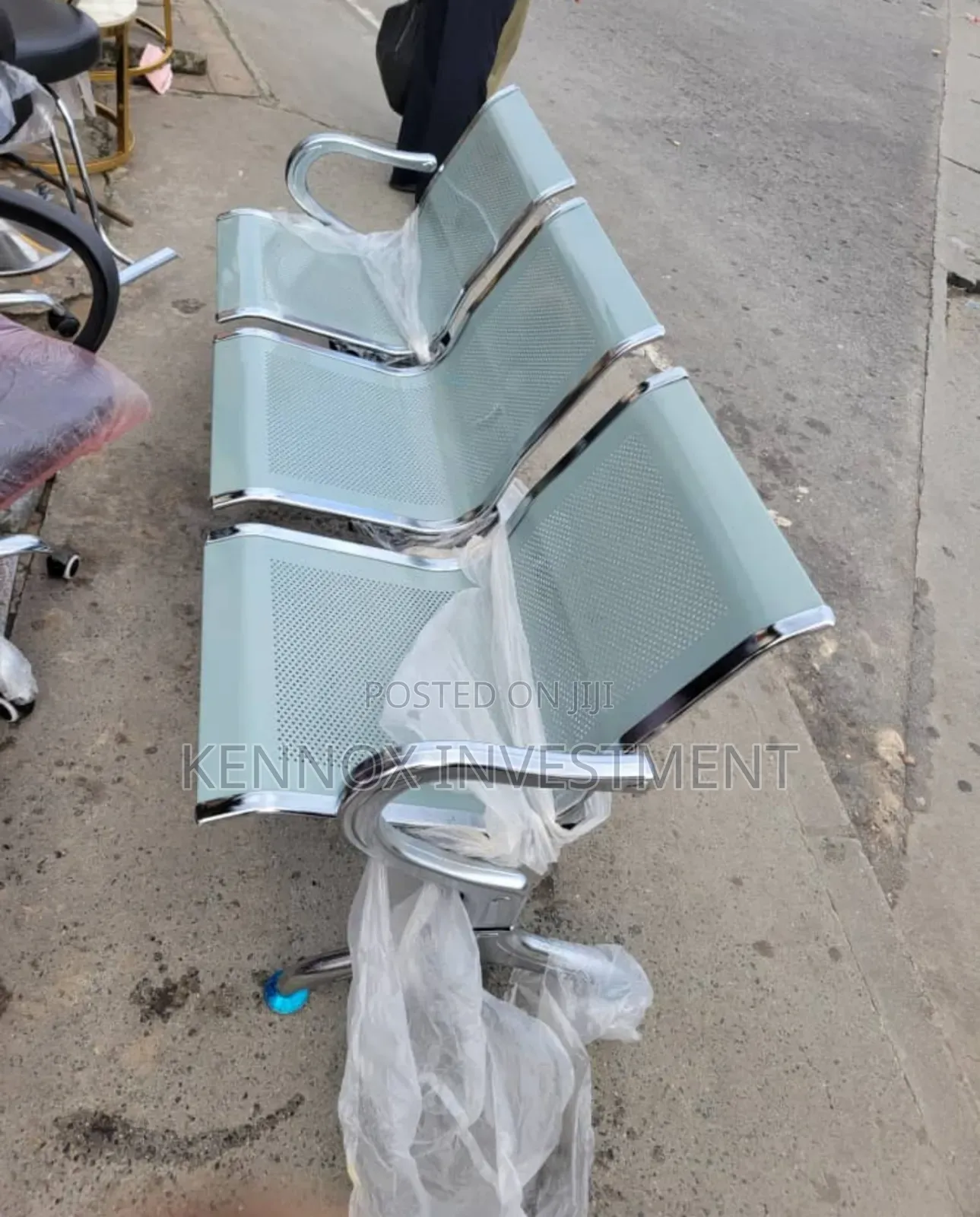 Metal Imported Reception Seat
