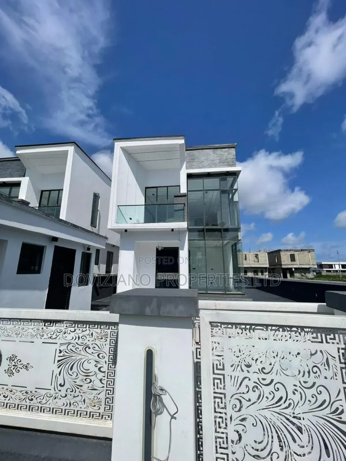 5bdrm Duplex in Ajah for sale