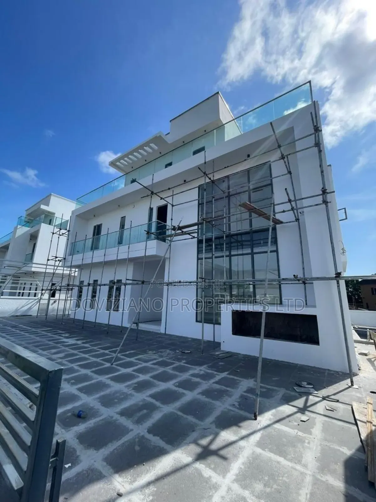 5bdrm Duplex in Ajah for sale