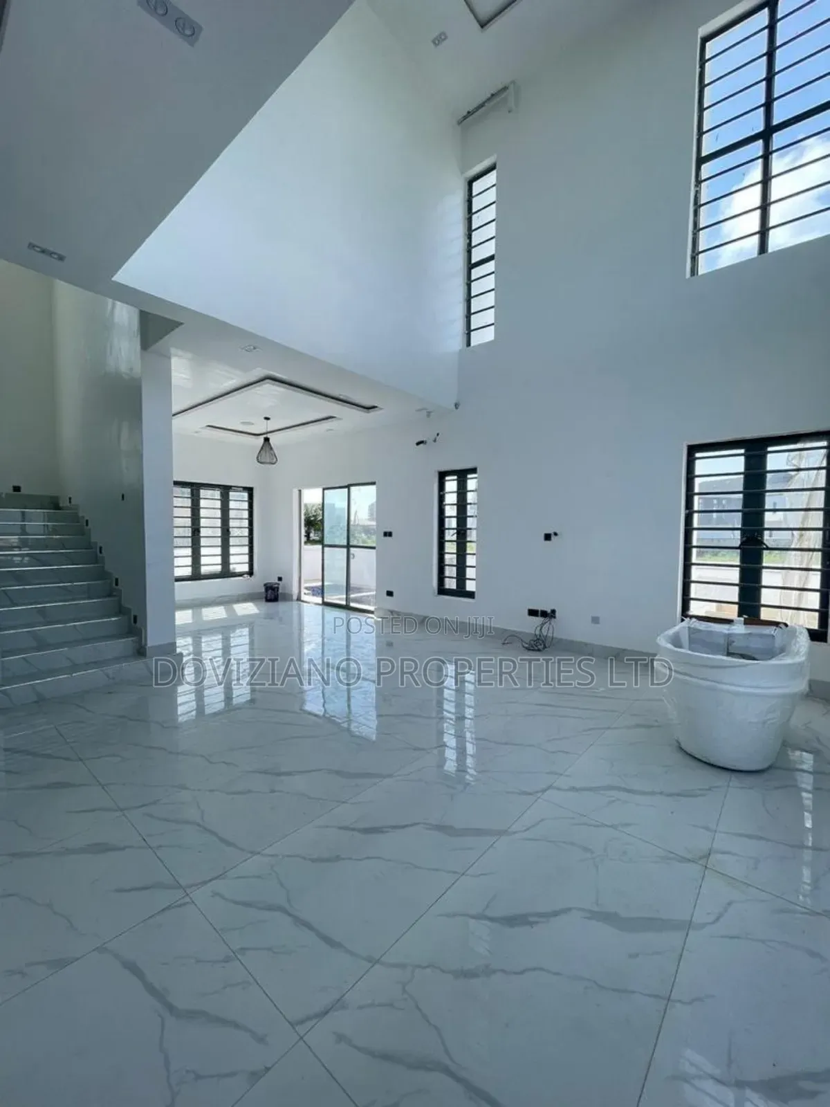 5bdrm Duplex in Ajah for sale