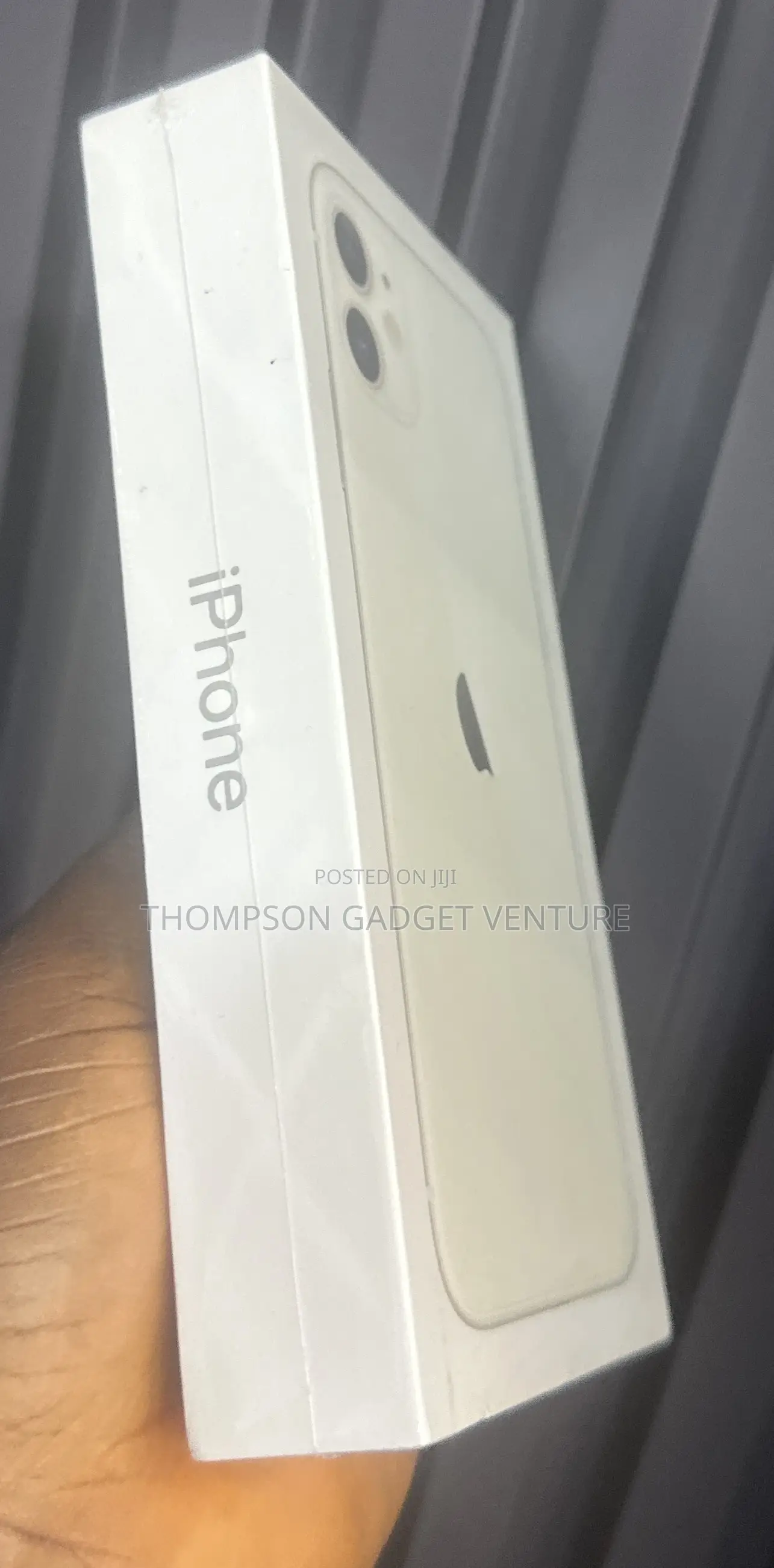 New Apple iPhone 11 128 GB White