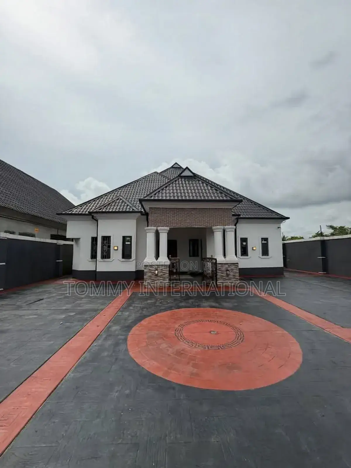 3bdrm Bungalow in Nddc, Estate, Port-Harcourt for sale