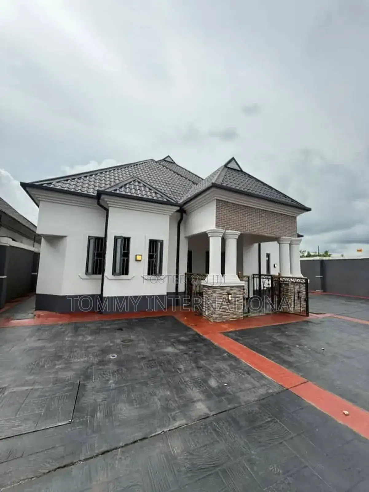 3bdrm Bungalow in Nddc, Estate, Port-Harcourt for sale