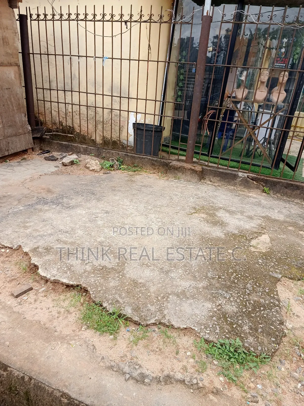 Land Space at Sapele Road Along a Tarred Rd for Rent Total Package