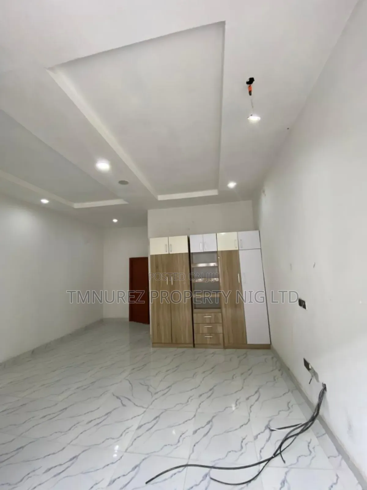 2bdrm Duplex in Haris Drive Estate, Ikota for rent