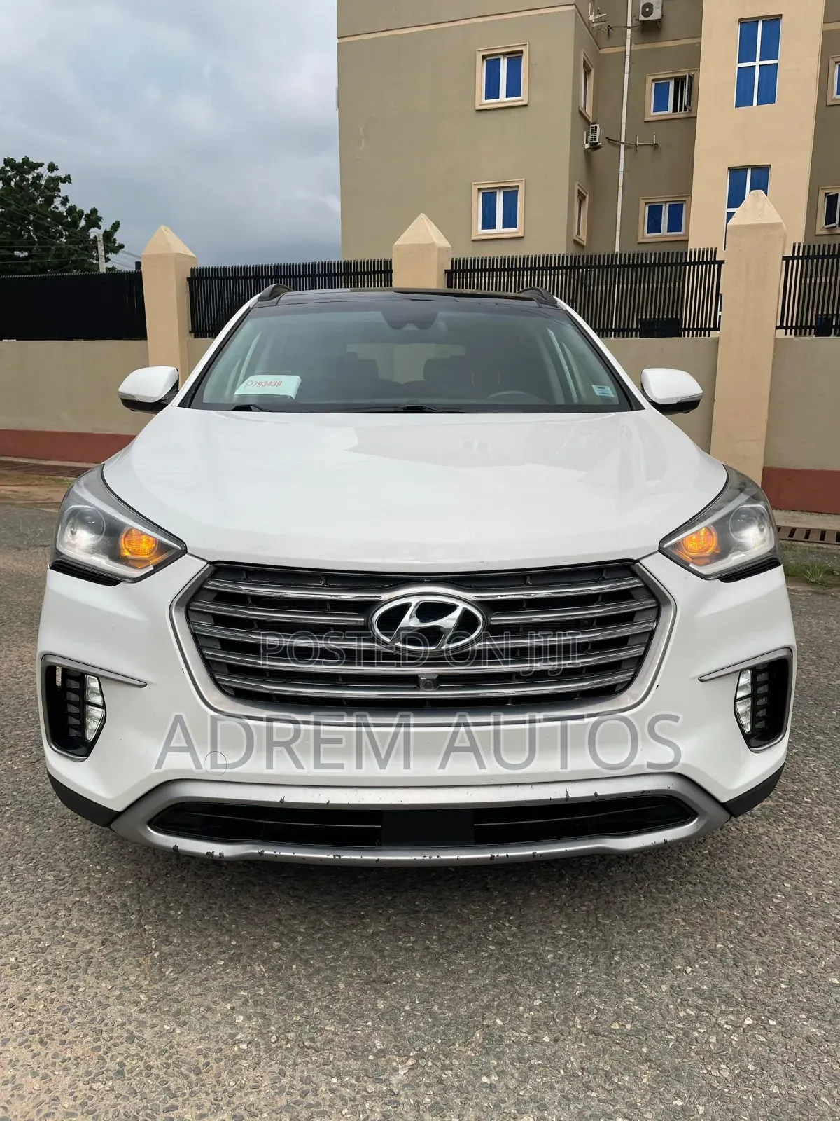 Hyundai Santa Fe Limited Ultimate AWD 2017 White