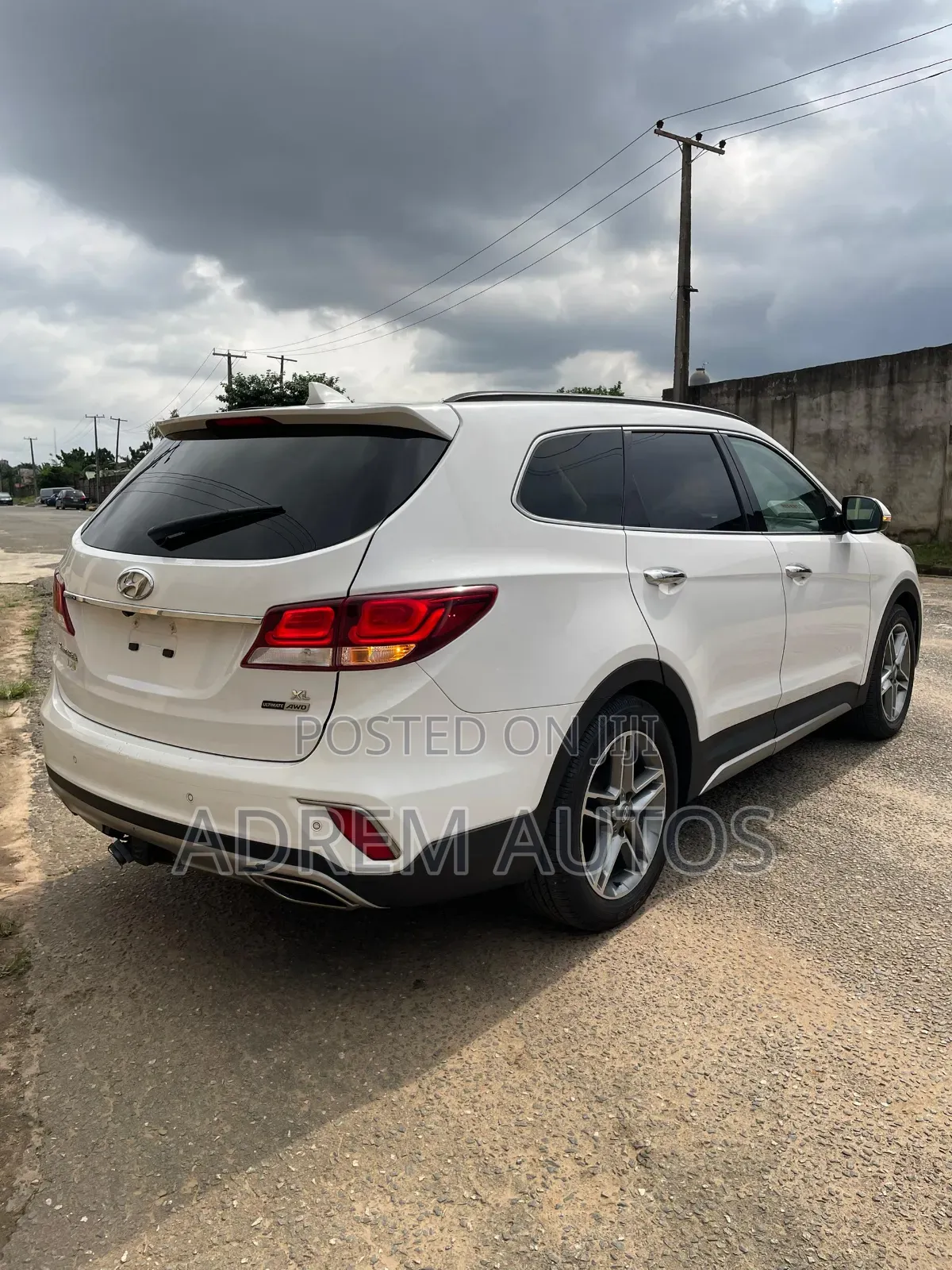 Hyundai Santa Fe Limited Ultimate AWD 2017 White