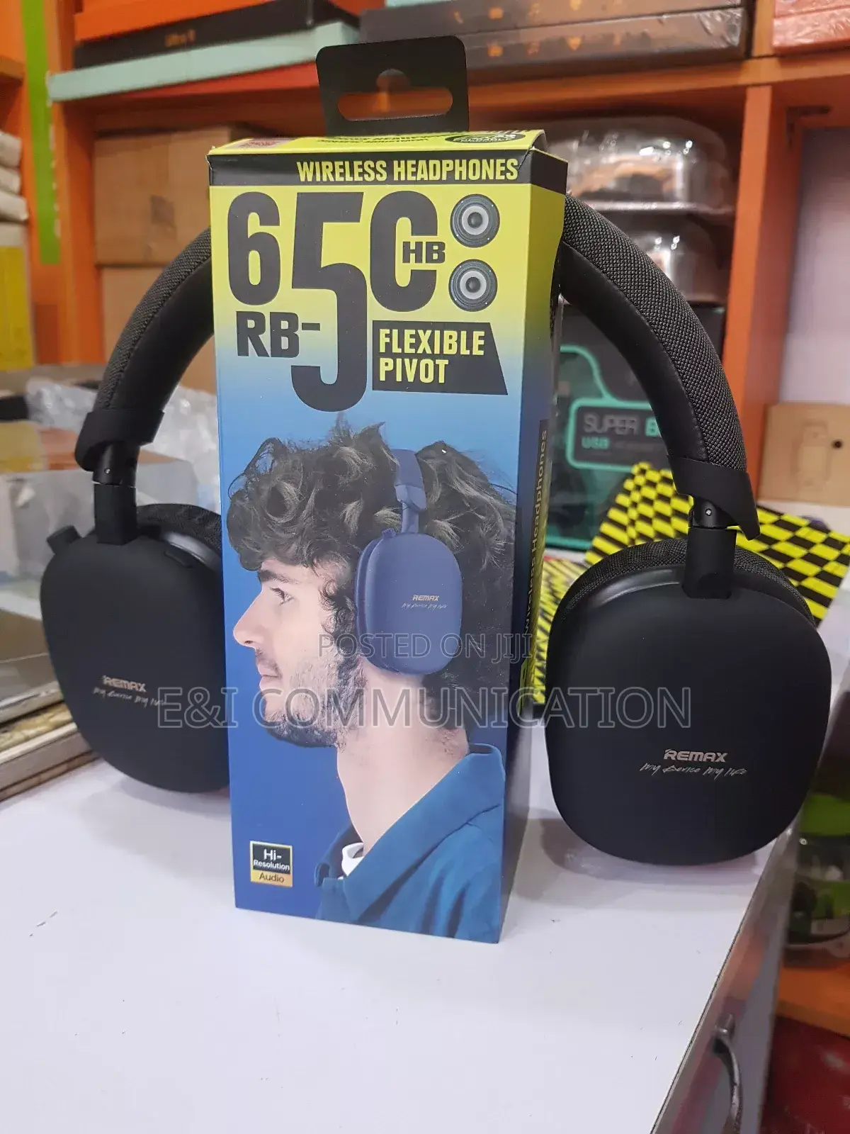 Remax Headset.