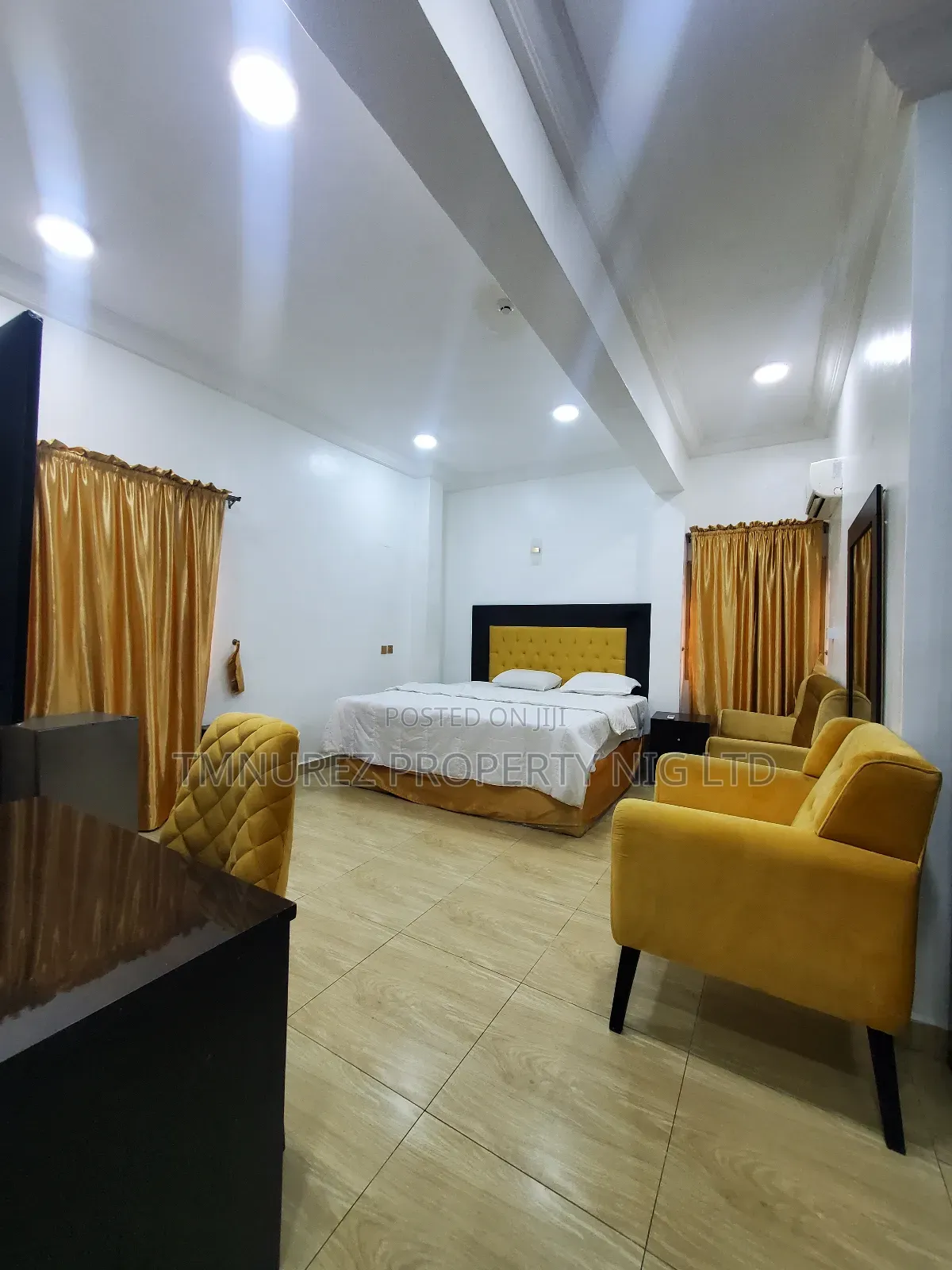 Big Studio Room for Rent at Vi