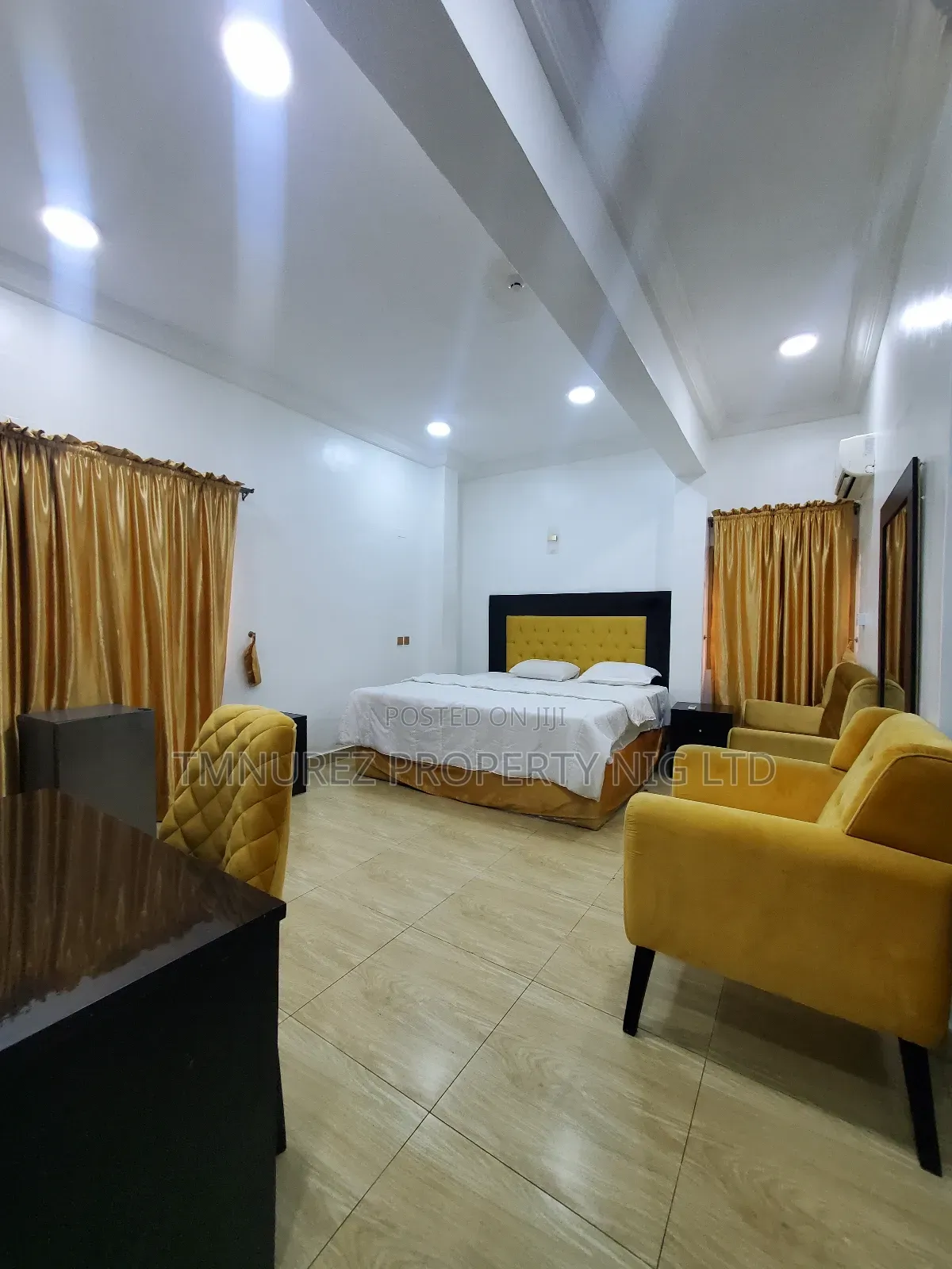 Big Studio Room for Rent at Vi