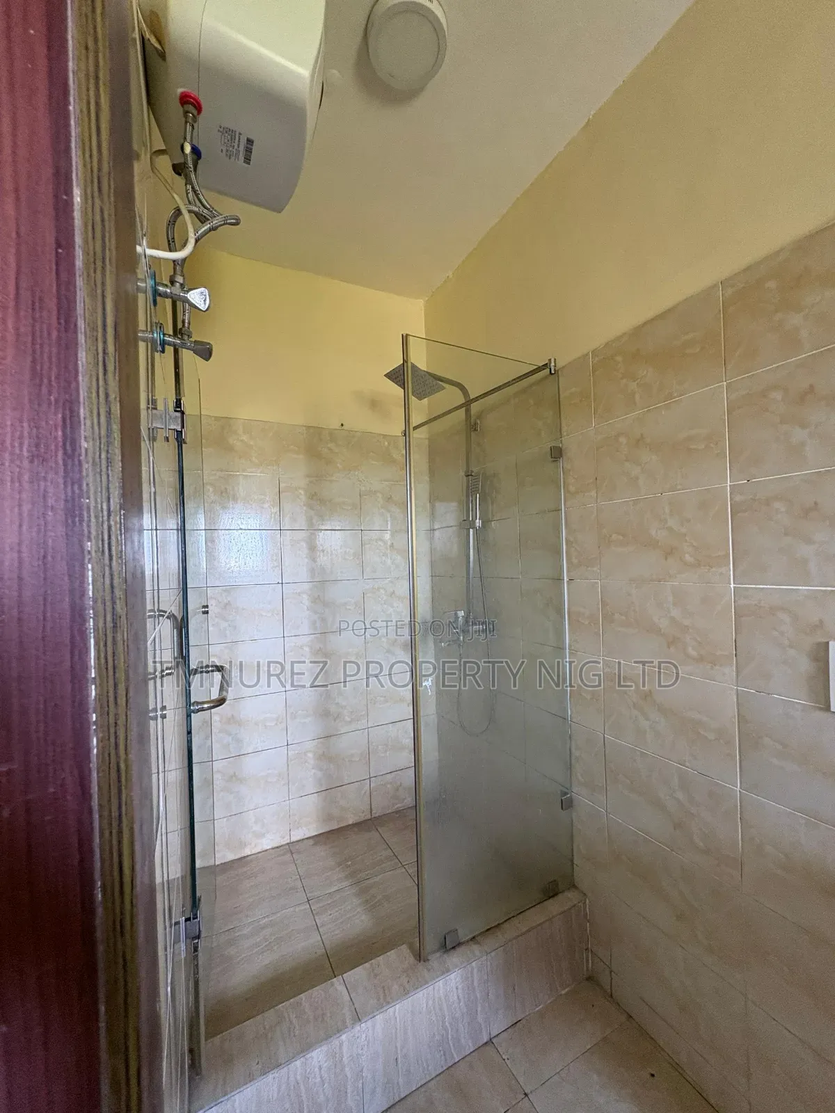 Studio Apartment in Haris Drive, Ikota for rent